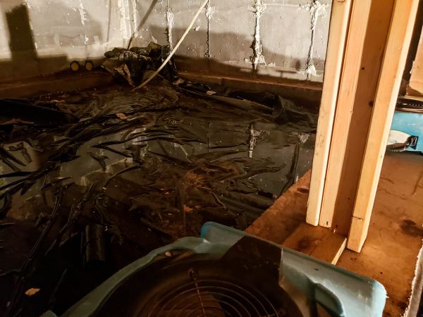 Cost of Crawlspace Water Cleanup in Irvine
